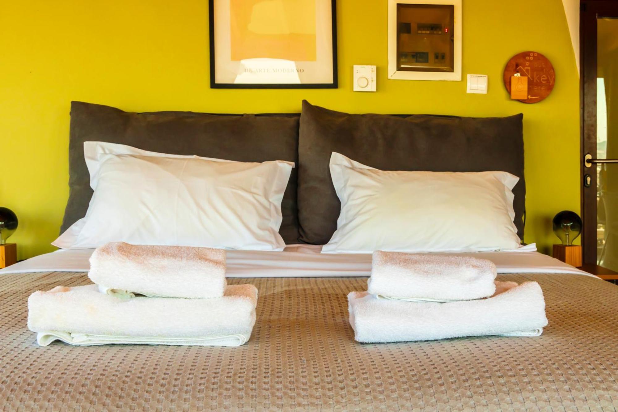 Lis153 By Smart Cozy Suites - Top Floors With Amazing City View - Available 24Hr Athens Exterior photo